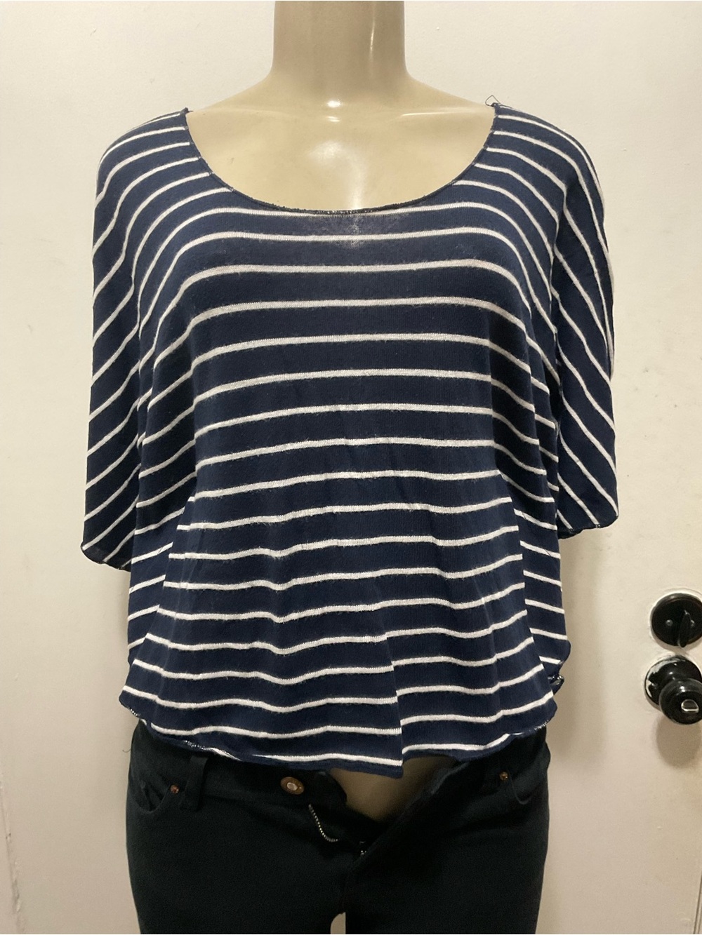 Xilaration women’s Striped Navy and White 2000s poncho Top size S